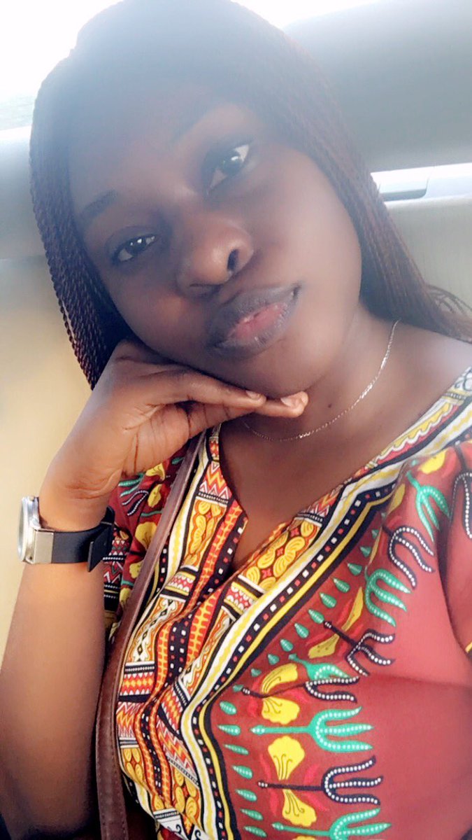 lizzyqu33n's tweet photo. Sometimes Let your Face breathe 🥰😍#DifferentShadesOfBareFace #nomakeup #TGIF #YourFavoriteChef 👩🍳 https://t.co/J5sh78fe8S