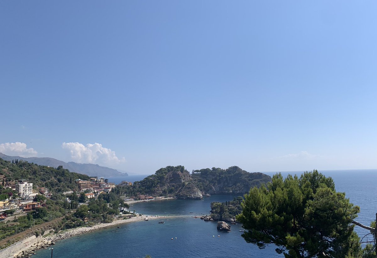Good morning ☀️ #Taormina #taorminaislife #Sicilia #Sicily #isolabella
