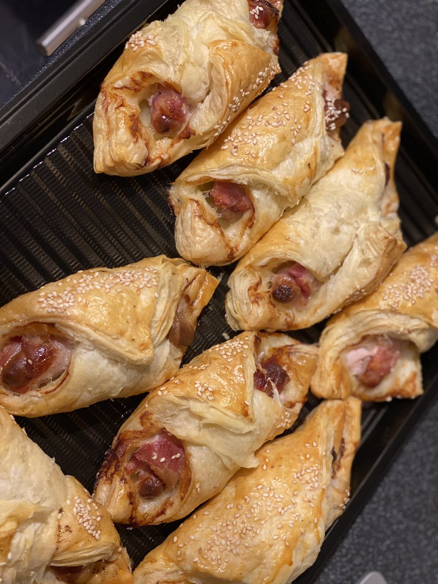 lorvaisaite's tweet photo. Co-op Logistics picnic receipe book! And obviously the best @bighcoop Bigs in Duvets presenting Cardinal depot 🎉🎉🎉 #cooplogisticspicnic https://t.co/JT4QatVtAw