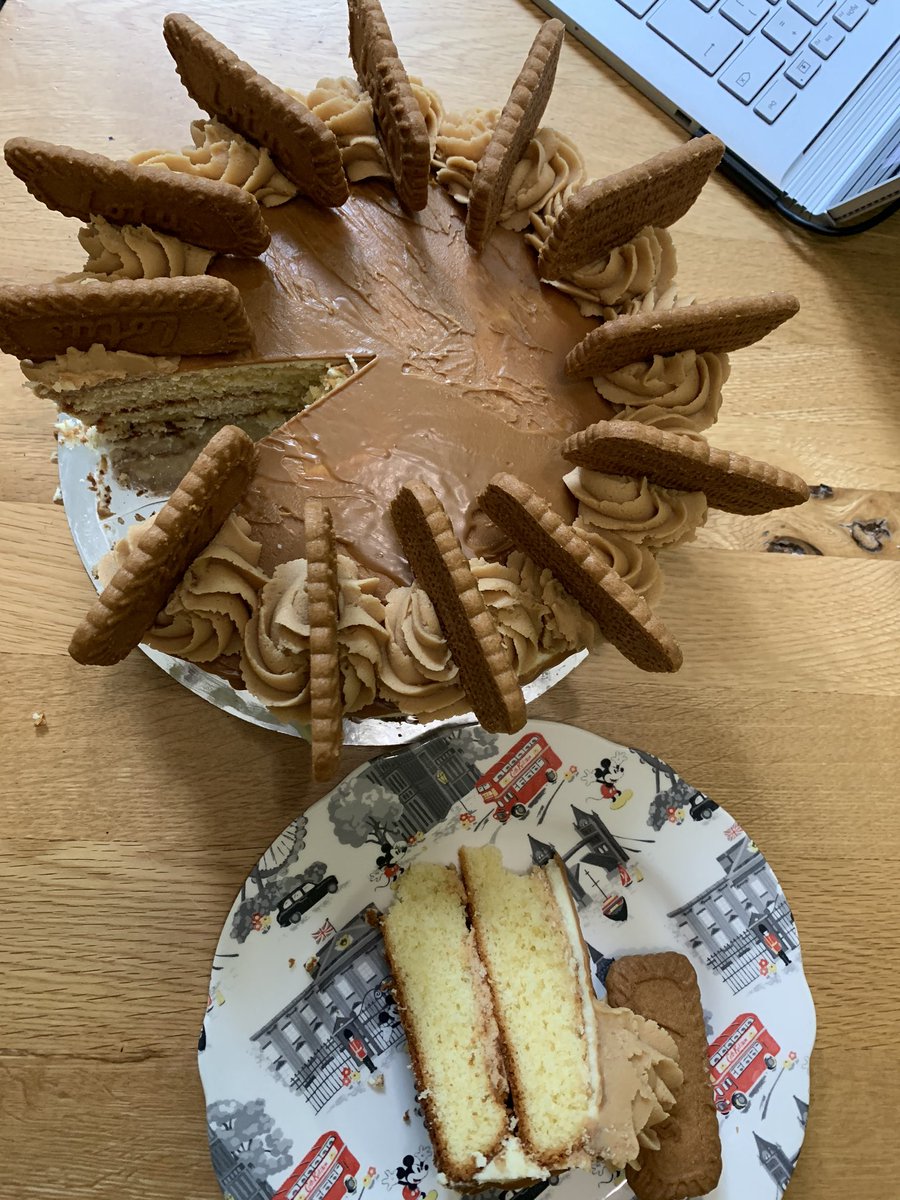 meganosullivan0's tweet photo. My entry for the #MerseysideBakeOff it is a biscoff drip cake with a vanilla sponge and a white chocolate ganache @MerseysideScout @AltsideScouts @1stMaghullscout 
(Megan O’Sullivan Everest explorers) https://t.co/Vygivbbfvg