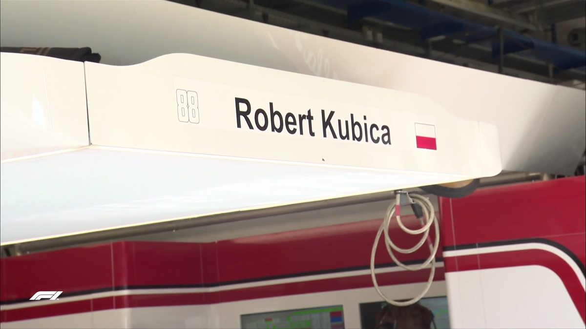 F1's tweet photo. Look who's taking part in FP1 👀

Robert's in @Anto_Giovinazzi's car for this session

@alfaromeoracing  #AustrianGP 🇦🇹 #F1 https://t.co/XkmHQ4IY1s