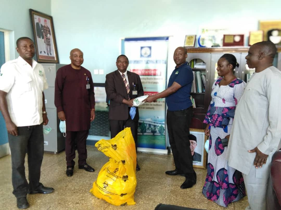 NESREANigeria's tweet photo. In the Agency's bid to support the FG initiative on the COVID19 Pandemic &amp; further the #NESREAsensitization drive, the NC Zonal Office &amp; the Plateau State Field Office paid a courtesy visit to the Jos University Teaching Hospital (JUTH) which holds an isolation Center. 

1/2 https://t.co/aItj13JIGI