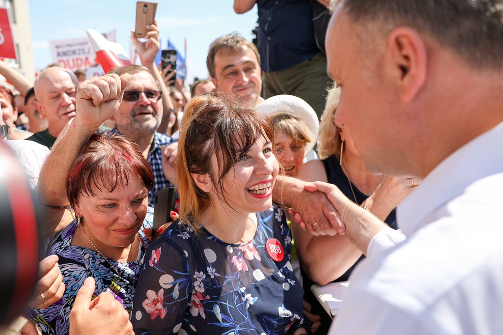 AndrzejDuda2020's tweet photo. Z Wami zwyciężymy! #DUDA2020 🇵🇱 https://t.co/Ayz4tiu9hP