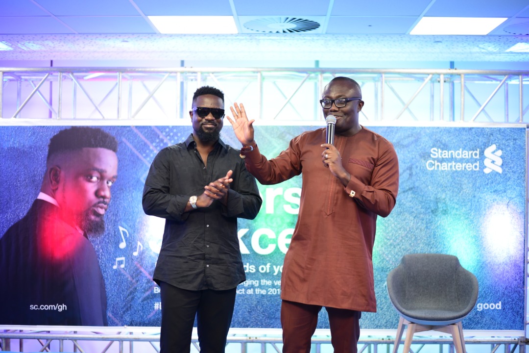 TheRealBolaRay's tweet photo. You keep taking Ghana music to greater heights. Happy Birthday @sarkodie 🤴. God bless you my brother. #LongLiveKingSark #LongLiveTheHighest https://t.co/XJwecUiOqC