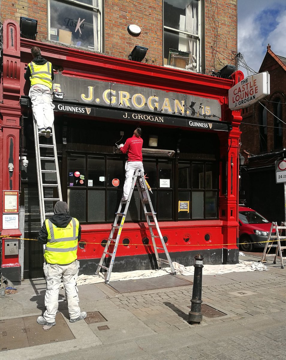 Sunshine, coffee and great to see @GrogansPub getting even prettier in anticipation of July 20th 😎 #dublinpub #july20th