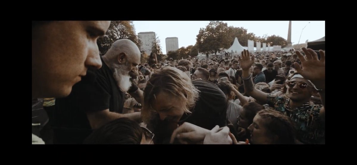 keirancameron4's tweet photo. made it into @THEHUNNABAND  new music vid🙌 class song btw https://t.co/VgEaRzQSMf