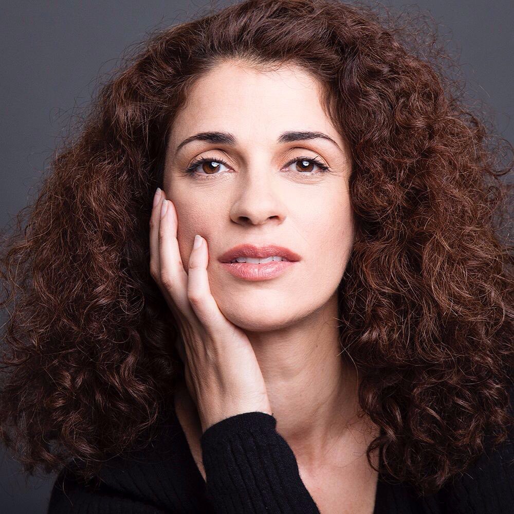 Felicitamos a Ruth Gabriel @Ruthgabriel_S que hoy cumple 45 años, la conocimos siendo una niña en Barrio Sésamo.