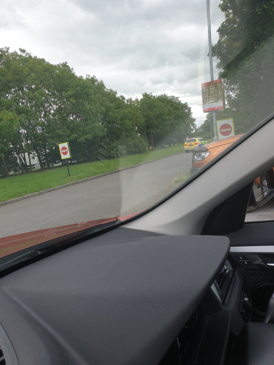 Well,  are the police allowed to go through no entry signs now? WX66DFF <a href="/TauntonPolice/">Taunton Police</a>