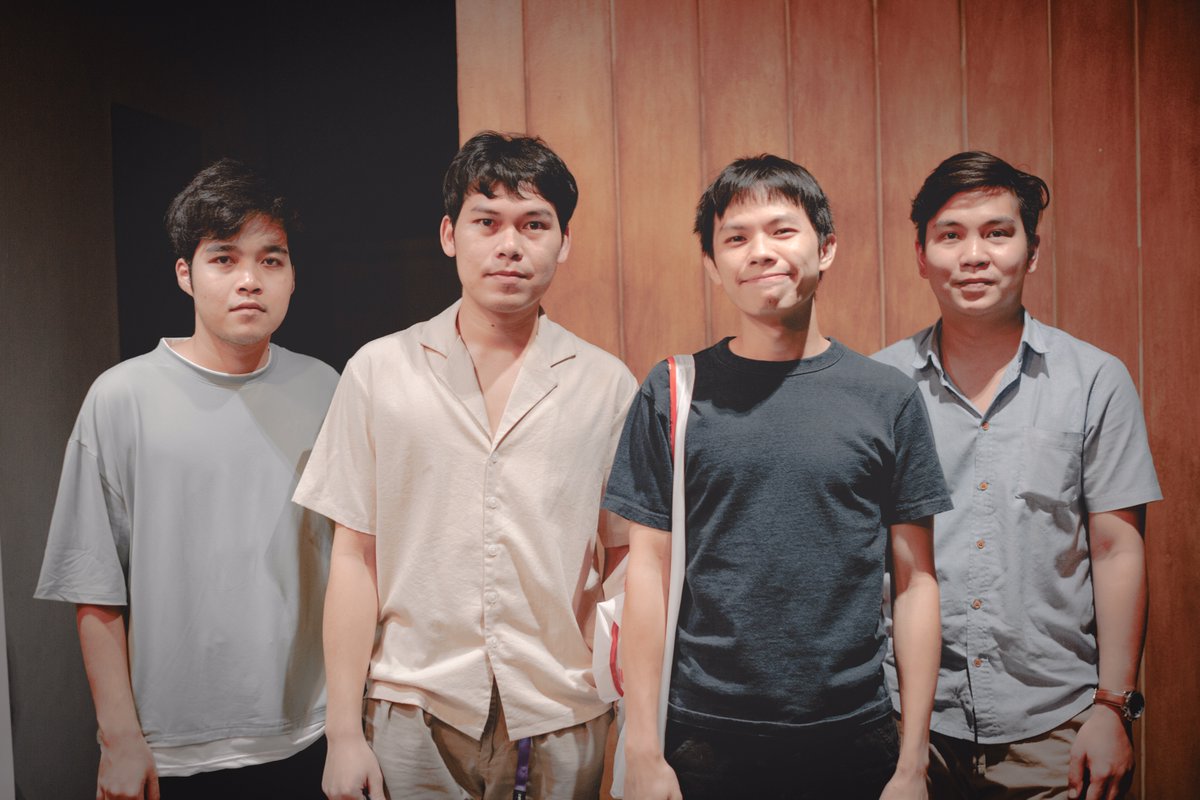 allarea_ent's tweet photo. Clockwork Motionless คืนสังเวียนความเศร้า ปล่อยเพลงเจ็บที่ฟังแล้วจุกหัวใจ “ถ้าวันนั้นฉันกอดเธอไว้”

อ่านต่อ : https://t.co/gRk5crD9ap

#ClockworkMotionless #CWML
#sanamluangmusic #ถ้าวันนั้นฉันกอดเธอไว้ #ปู๋25hours https://t.co/r45gbGjwpv