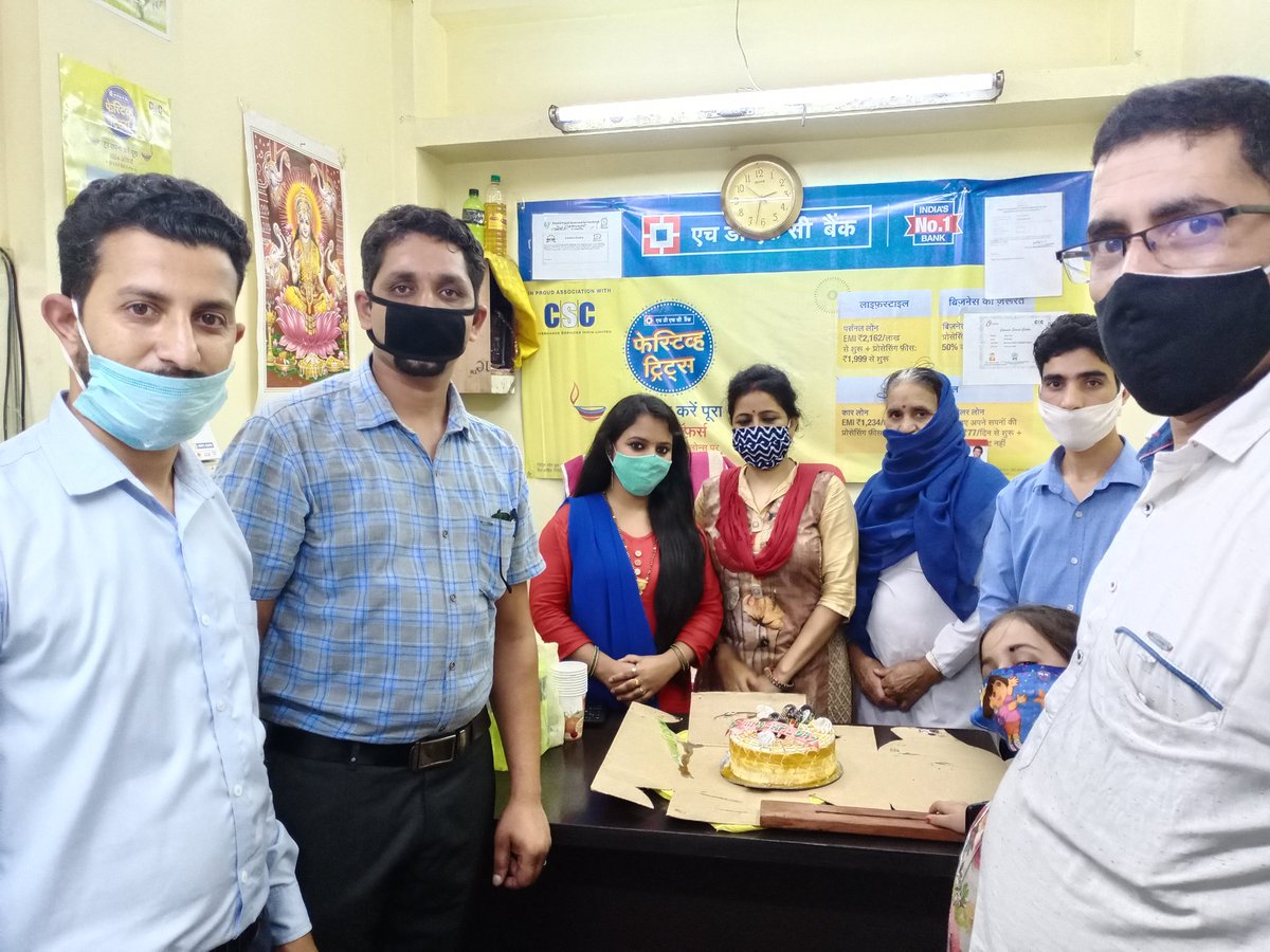CscMandiHP's tweet photo. Celebrating CSC Himachal Day at Choti Kashi Mandi Himachal Pradesh

#CSCHimachalday https://t.co/rcbEszUZUC