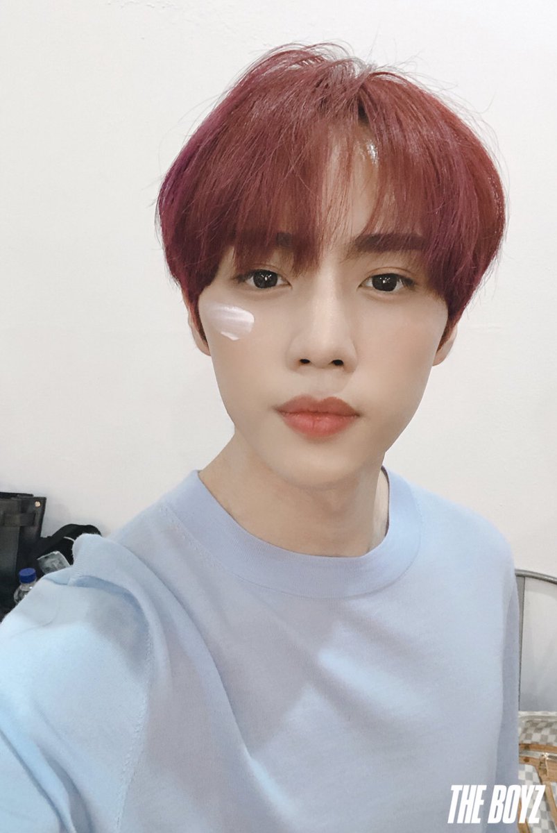 sunjaearchive's tweet image. [📸] THE BOYZ LAPOTHICELL Behind Photo — HYUNJAE SUNWOO 컷 💙

#THEBOYZ #더보이즈 #현재 #HYUNJAE #선우 #SUNWOO