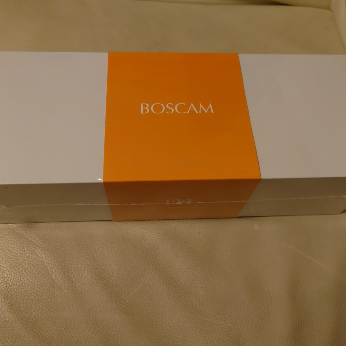 BittersweetSale's tweet photo. Amazonで注文していた
ミラー型ドラレコが来た📦
後方カメラも綺麗に映って
( ・∀・)イイ!!
作家の車用ですが🚗
動作確認も済んだので
明日取り付けします🔧
雨降らないように🙏
#BOSCOM
#ドライブレコーダー
#ミラー型ドライブレコーダー https://t.co/VNmGnhmyy6