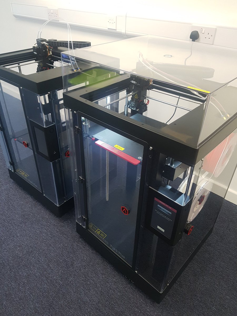 NickGMeadows's tweet photo. Happy to say I'm currently installing two of the coolest #3dprinters I've had the pleasure of using at @TheEngColl. These @Raise3D machines are brilliant and will supplement our #AdditiveManufacturing and design suites. #LCR4 #Apprenticeships #Traineeships #3Dprinting https://t.co/BGjlbCerod