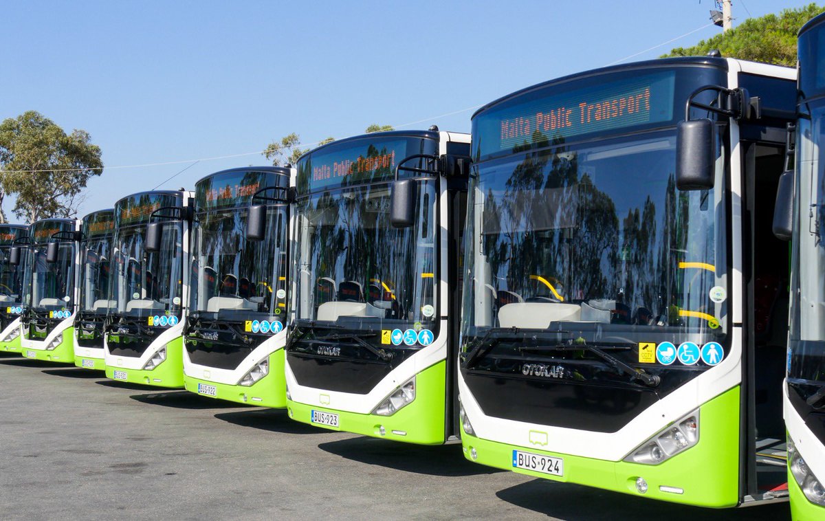 DeputyPMIanBorg's tweet photo. Together w/ PM @RobertAbela_MT &amp; @tallinjamalta inaugurated an €11m investment of 50 new buses 🚌 which have a Euro6 engine. This means that now our fleet is one of the cleanest and youngest in Europe 🇲🇹🇪🇺. I look forward to continuing to strengthen our public transport service https://t.co/urFurz5U5i