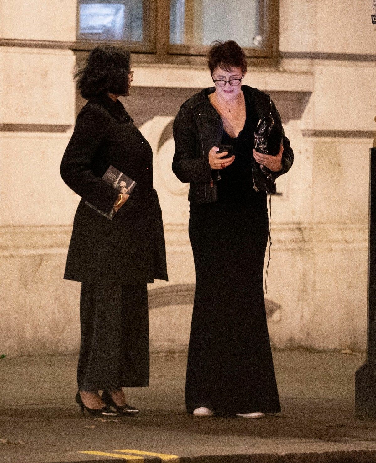 Happy birthday to the queen Fiona Shaw!! 