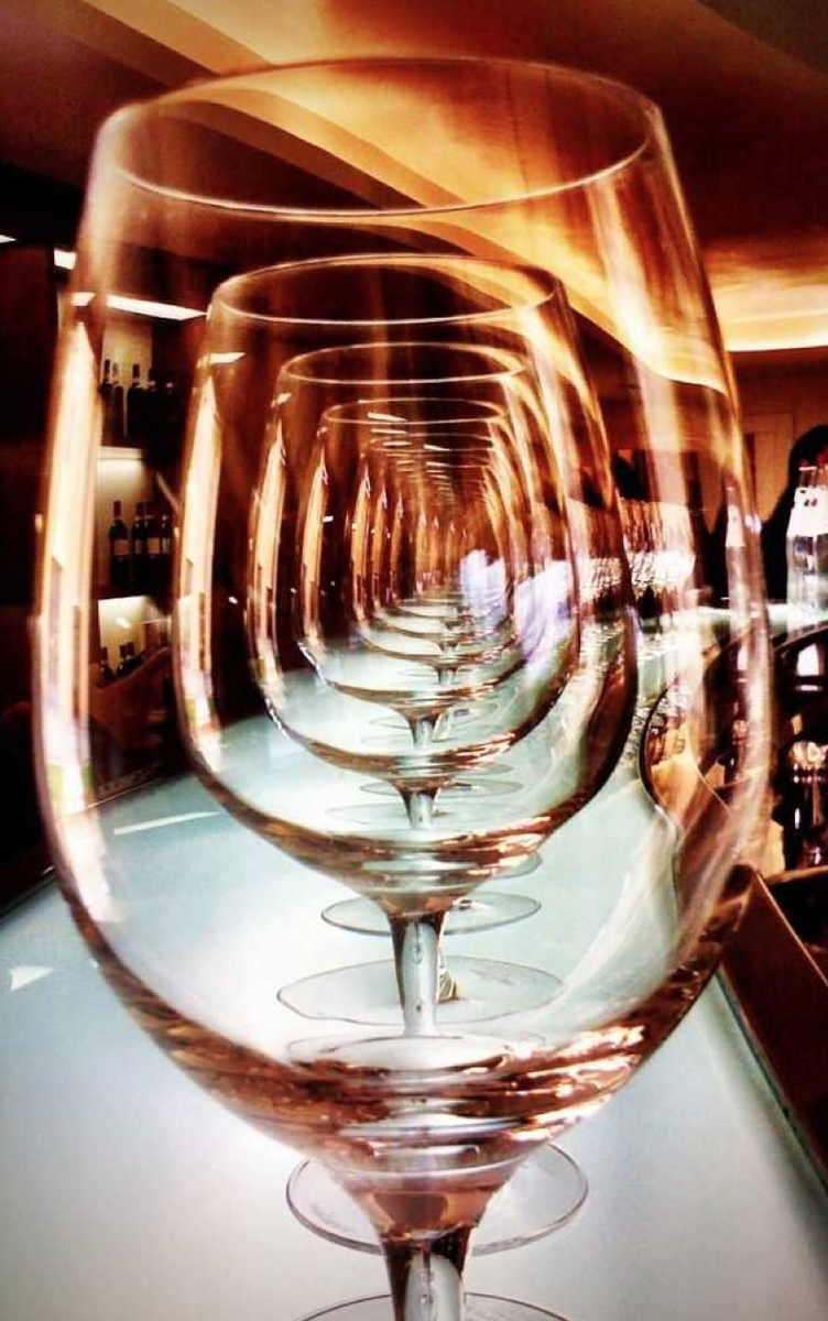 ❤️ #wine? Some 🔝 #winelovers 2 follow: <a href="/MiaAnzola/">Mia Anzola Manrique</a> <a href="/VinoTravels21/">Vino Travels</a> <a href="/MrScottEddy/">Scott Eddy ✈️</a> <a href="/StefanLuka/">Dusan Jelic</a> @MarkusWine <a href="/LizPalmer_Wine/">Liz Palmer</a> <a href="/EleonoraScholes/">Eleonora Scholes</a> <a href="/joewinetraveler/">Joe Becerra</a> <a href="/travelwinechick/">Dr. Elizabeth Smith</a> <a href="/JanineAquino/">Janine Aquino</a> <a href="/AmeliaCeja/">Amelia Ceja</a> <a href="/NovaCadamatre/">Nova Cadamatre MW</a> <a href="/winewankers/">The Wine Wankers 🍾🤛🎉🥂</a> <a href="/Lazarakis/">K Lazarakis MW</a> <a href="/zone41/">Ricardo Bernardo</a> @EssiAvellan #winelover #FollowFriday