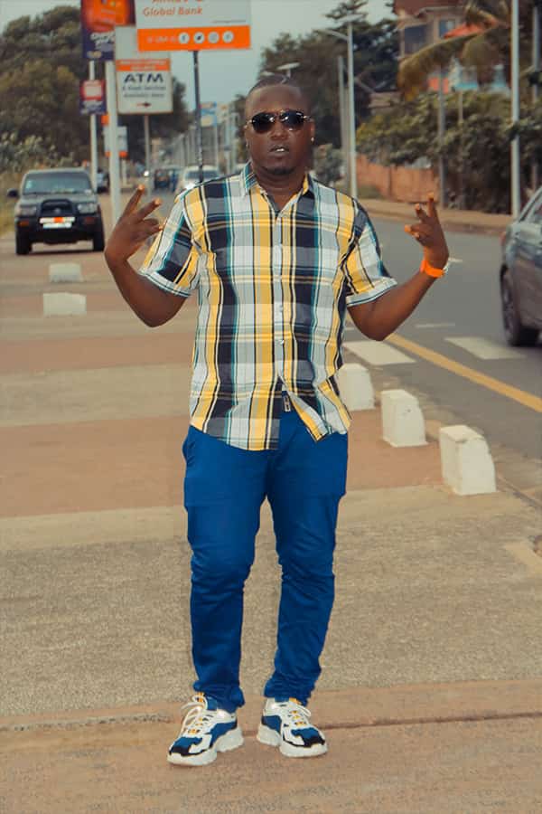 _KaoDenero's tweet image. At first he was asking to be paid for a response now hes out here taking shots and trying to rap in english lol
Am on ur ass nigga