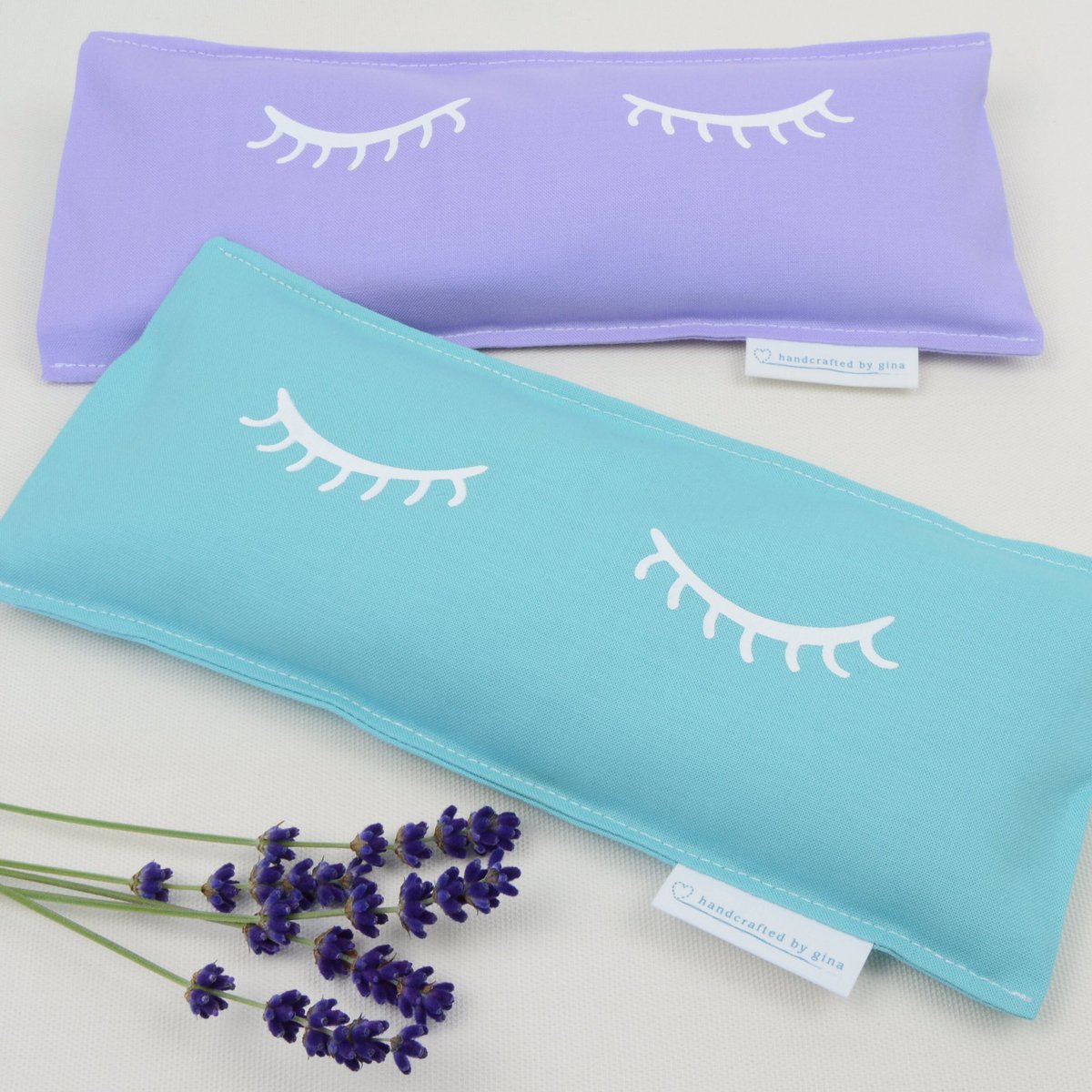 Two eye pillows heading off to their new homes today 😊
#tbch #buyhandmade #supportsmallbusiness #eyepillow #relax #stressrelief #perfectgift #screenprinting #lavender