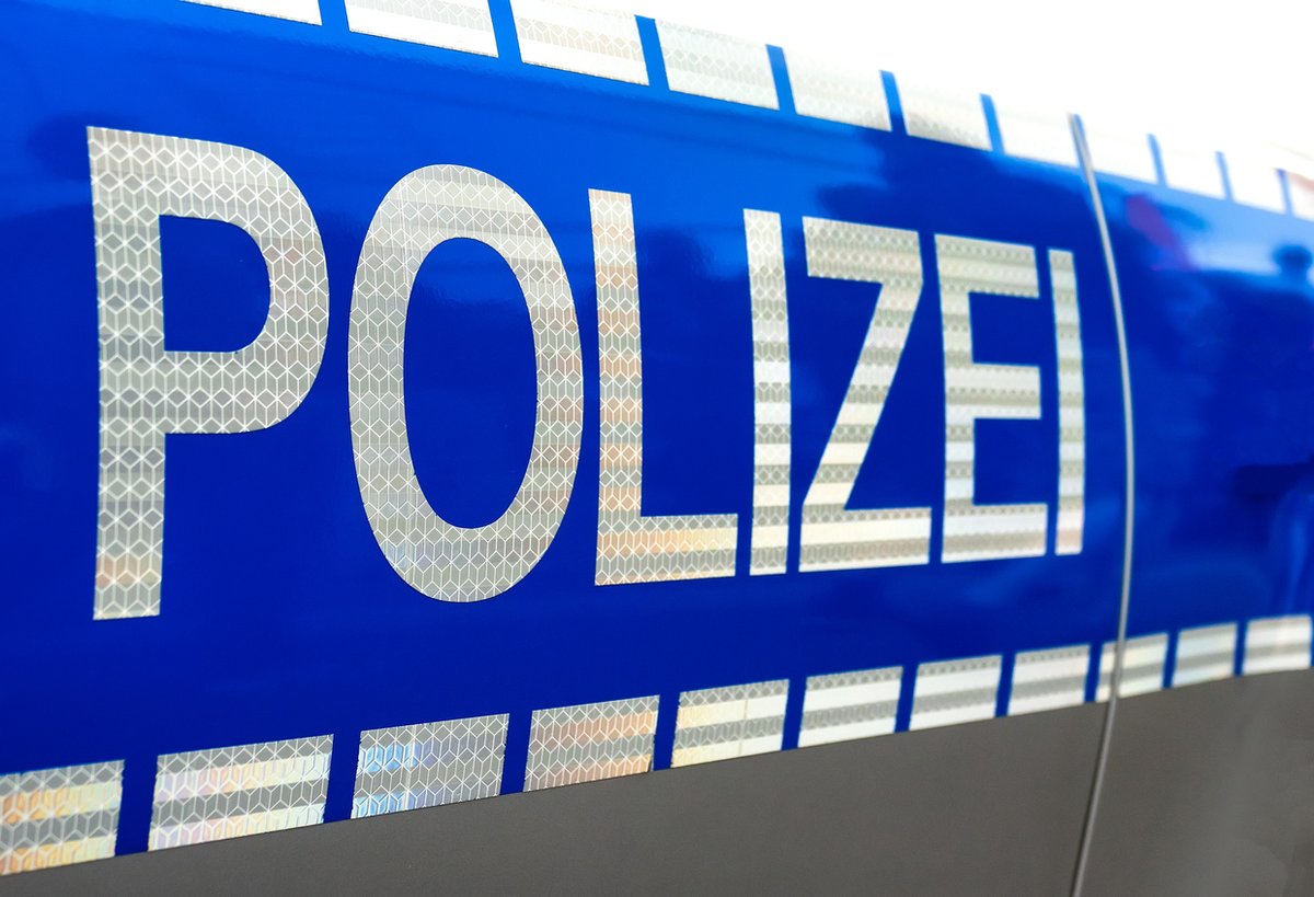 Bij een ernstig verkeersongeval in Duitsland is een 24-jarige man uit #Kerkrade om het leven gekomen.