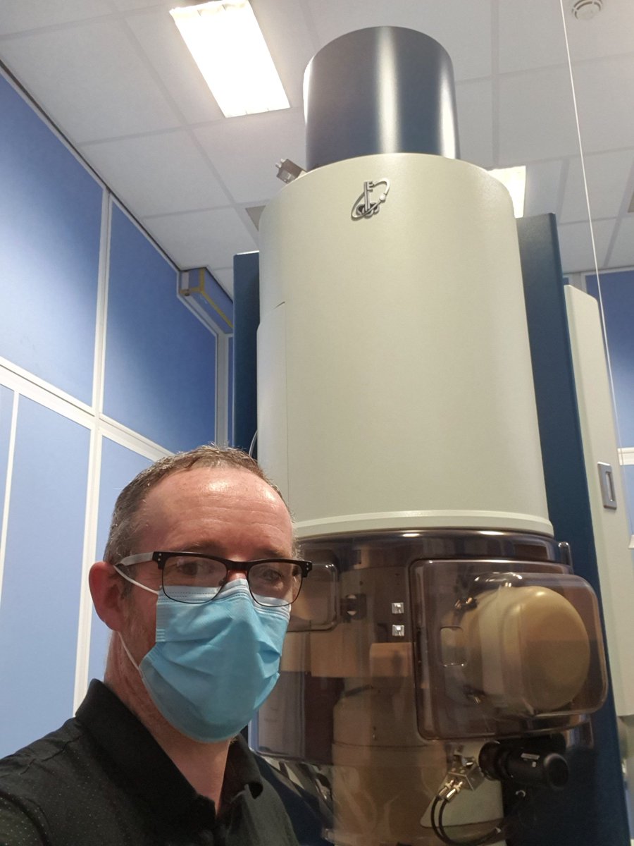 UofG_MCMP's tweet photo. Great work from @UofGTechnicians Sam, Colin and Billy in preparing the lab areas. The beast (@JEOLEUROPE ARM) is stirring in readiness for action. #itishappeningnow 2/2 https://t.co/FRRv1fSSP0