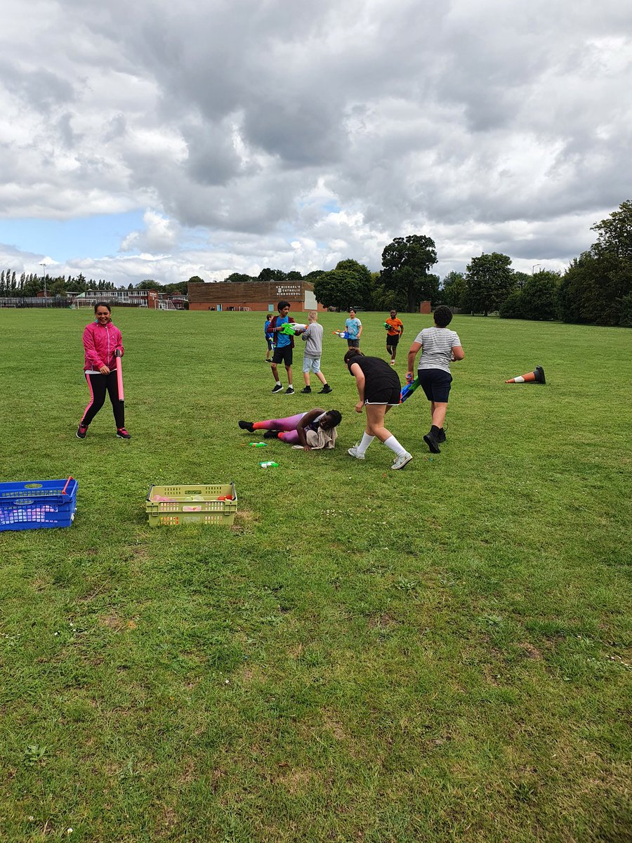 St_Caths_Bosco's tweet photo. WATERFIGHT https://t.co/M8t7tZeaq0