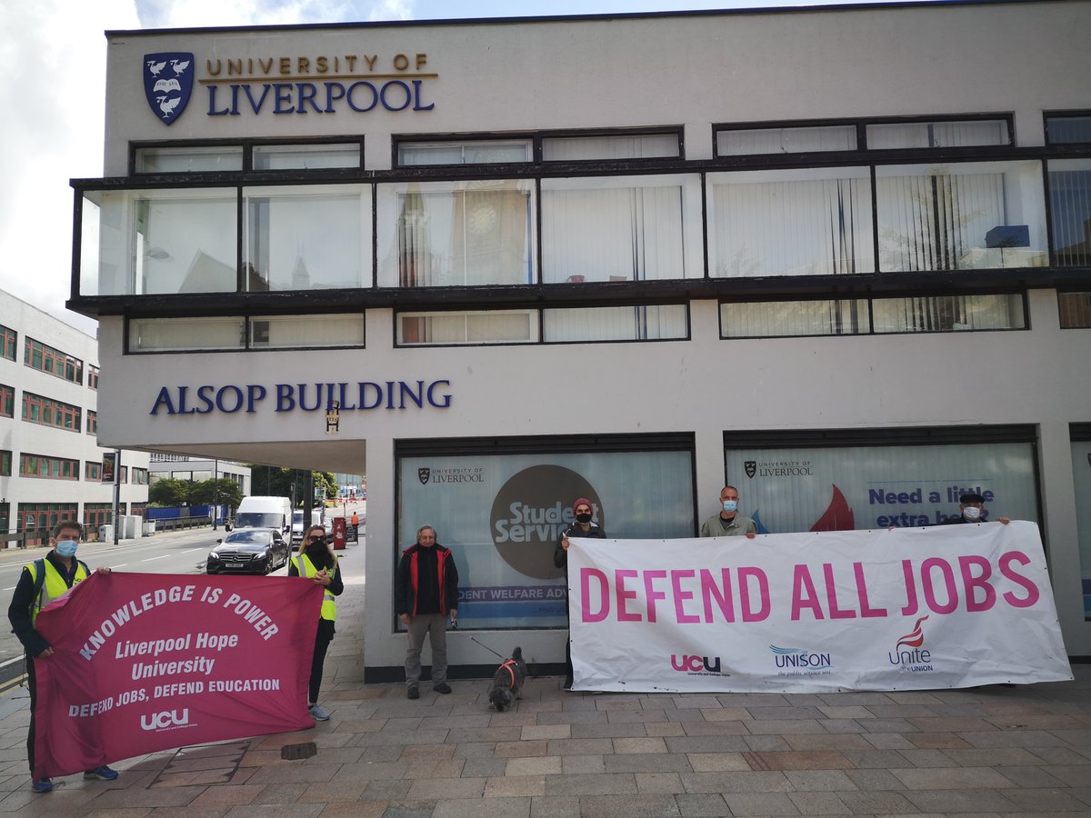 ULivUCU2's tweet photo. Great to have the support of #UCU members from 4 Liverpool HE institutions: @LIPAUCU @HopeUCU & @LJMUCU today.
(protesting at newly refurb'd @LivUni)
A paltry 5% cut in capital spend would fund fixed term contracts for 6 months and avoid mass redundancies
#DefendAllJobs! https://t.co/z6dhVpUhhE