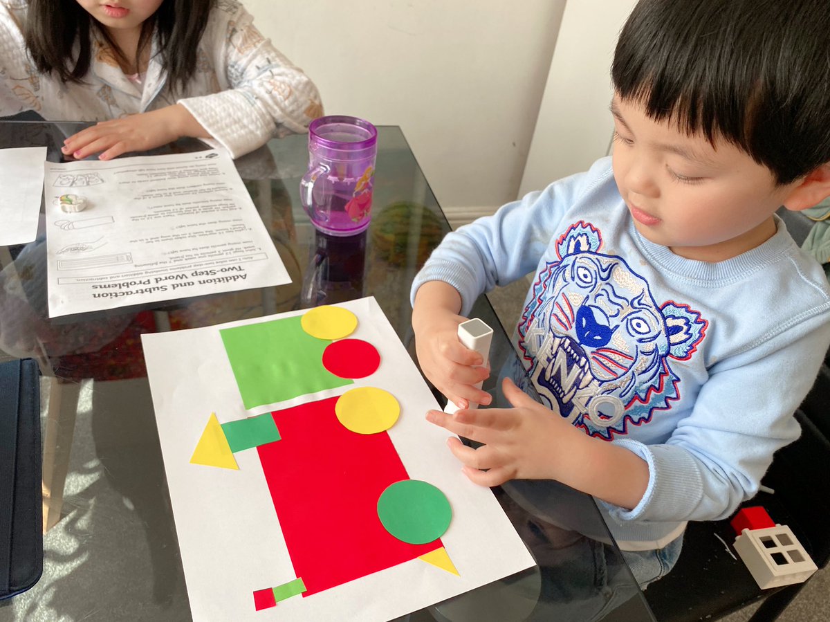 AprilandAlfred's tweet photo. Reading day. Alfred make a train.🚂 @prestolee_1911 https://t.co/qTqMhY8hWf
