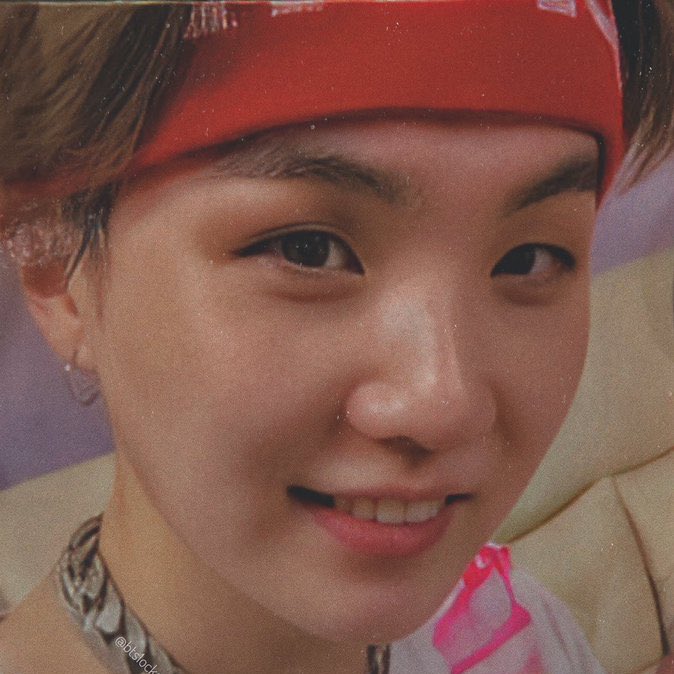 Yoongi in headbands - a long thread 