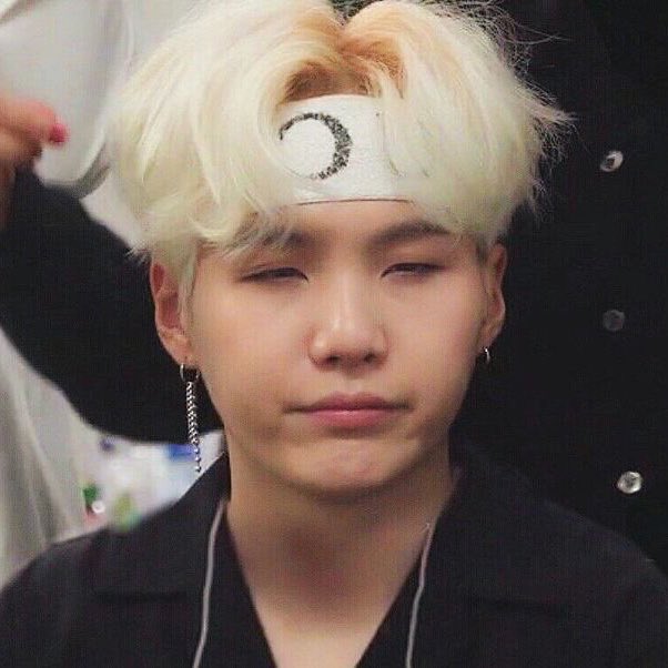 Yoongi in headbands - a long thread 