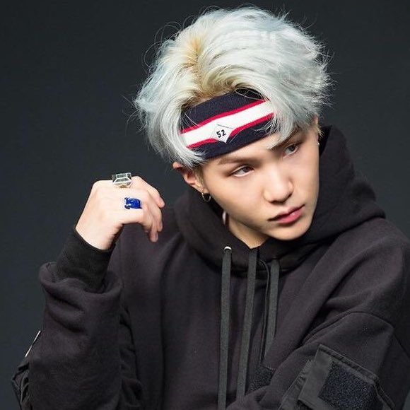 Yoongi in headbands - a long thread 