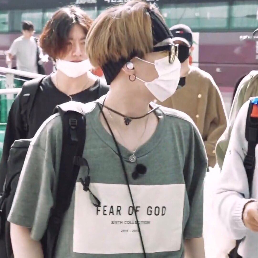 Yoongi in headbands - a long thread 