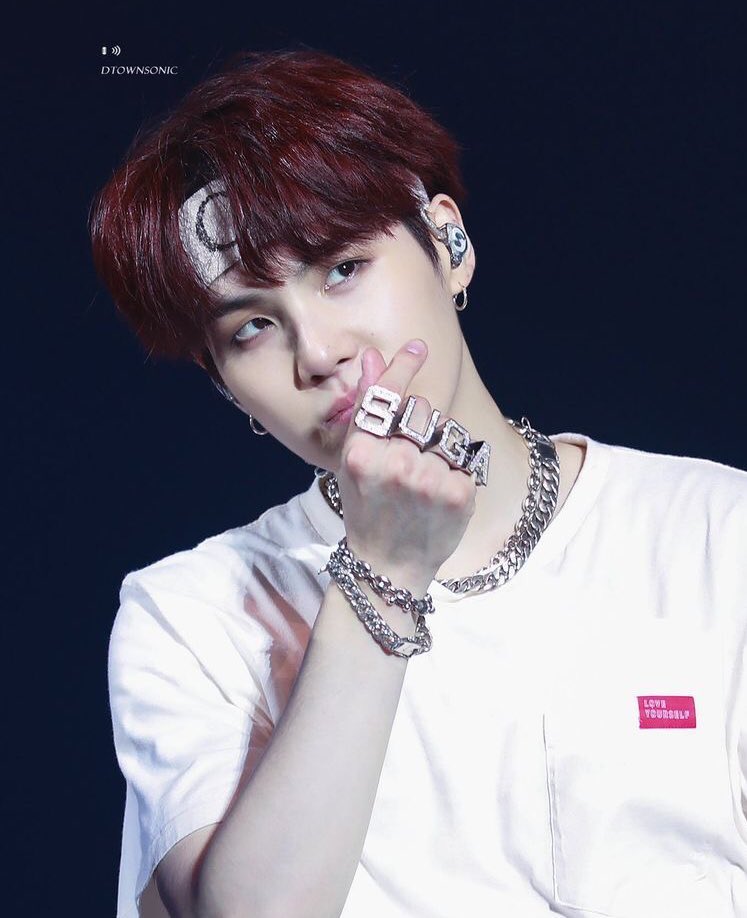 Yoongi in headbands - a long thread 