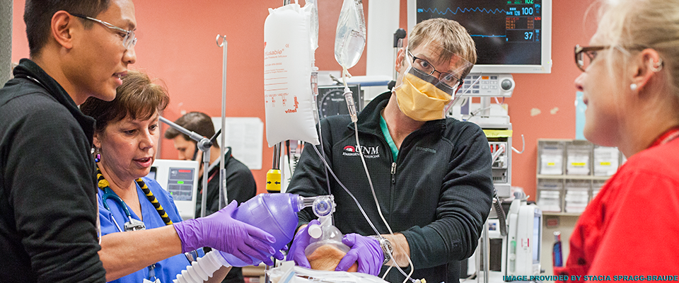 ResusPadawan's tweet image. Attn EM Bound med students!  We know it's been a rough with COVID.  In an attempt to show you what we are all about at UNM, answer questions, and hear about opportunities, follow UNM Emergency Medicine

Twitter: @unm_emed 
Instagram: @unm_emresidency
FB: UNM Emergency Medicine