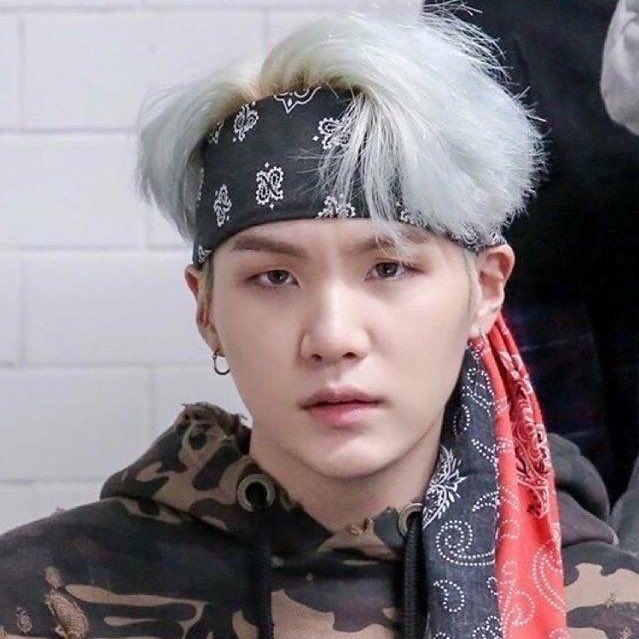 Yoongi in headbands - a long thread 