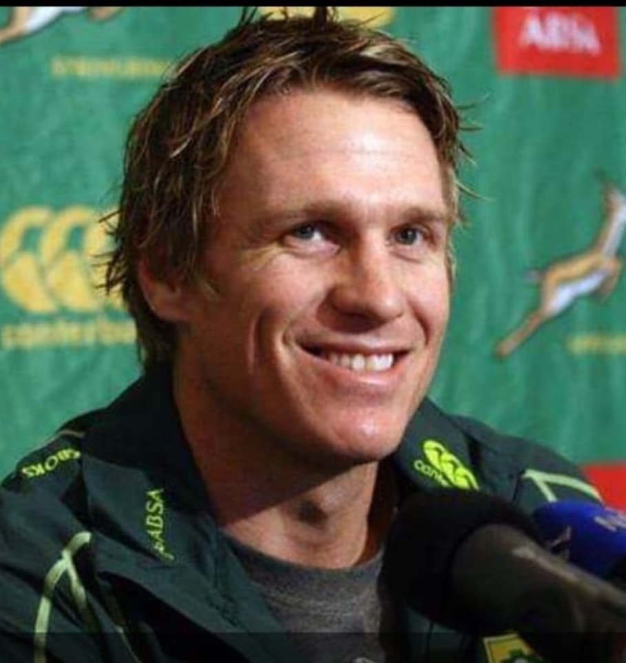 Hoërskool Paarl Gimnasium is proud to announce that the well known tournament that has an existence of 28 years, the u.16 tournament, will now be known as the Jean de Villiers u.16 Rugby Festival. - @JeandeVilliers1