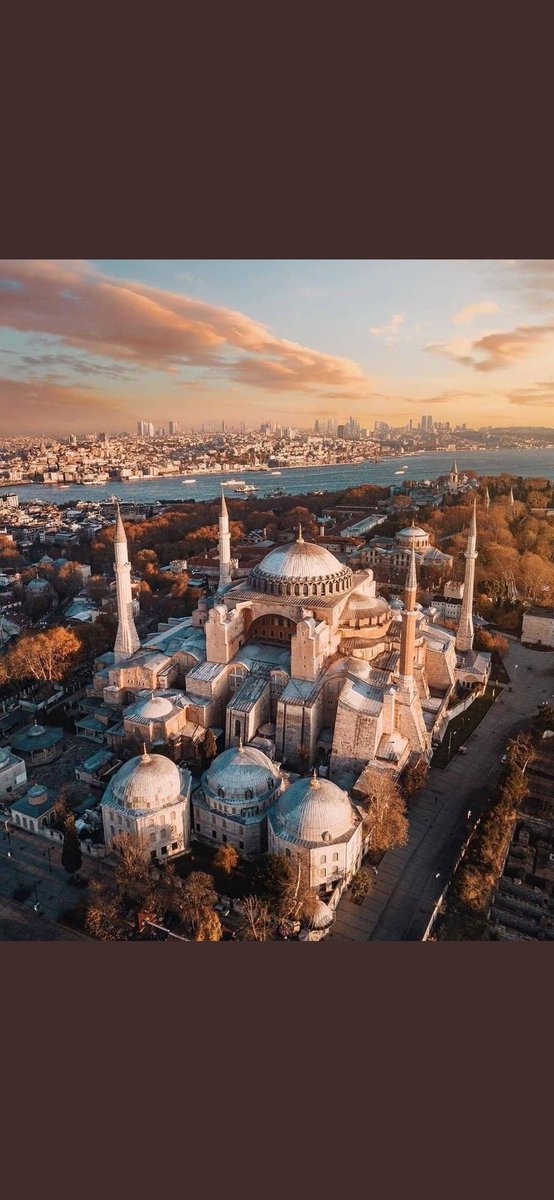 Yunanistan gündemindeymişiz burdan bütün yunanlılara sesleniyorum ; 'Hayyalessaleh' :) #Αγια_Σοφια