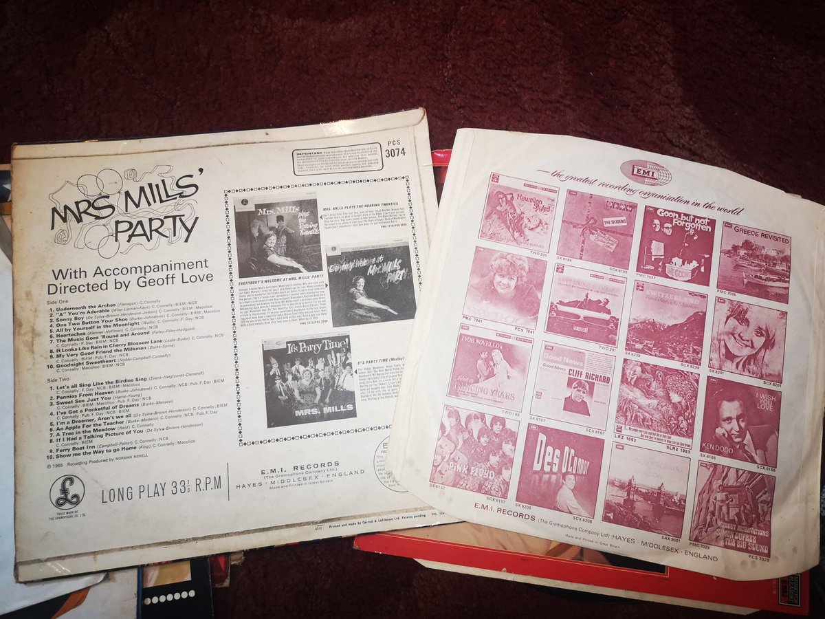 RandomLilToad's tweet image. Just found a load of old records in my dad's garage. Made and printed at EMI records in Hayes in 1964. How cool is this @TheGAcademy