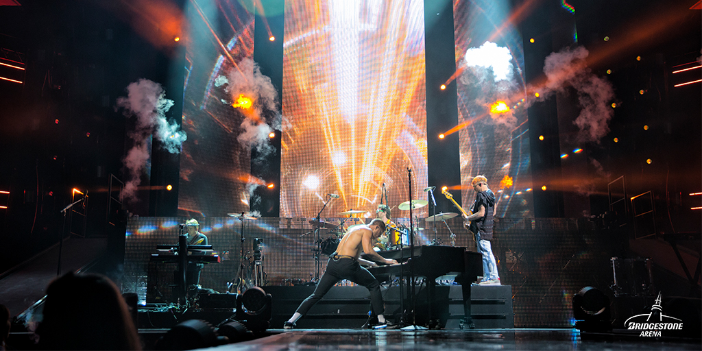 BrdgstoneArena tweet picture