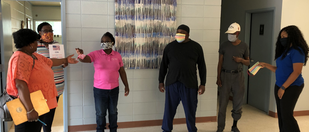 LaurelHousingMS's tweet photo. We recently partnered with the Laurel-Jones County Council on Aging, to meet residents’ #Covid19 needs.

Now every senior at our Arco Lane Homes has a mask!

This is housing, partnerships, and community at its BEST!

#LaurelHousingMS #LaurelMS #LaurelLeads #HousingIs https://t.co/DZorsihfBi
