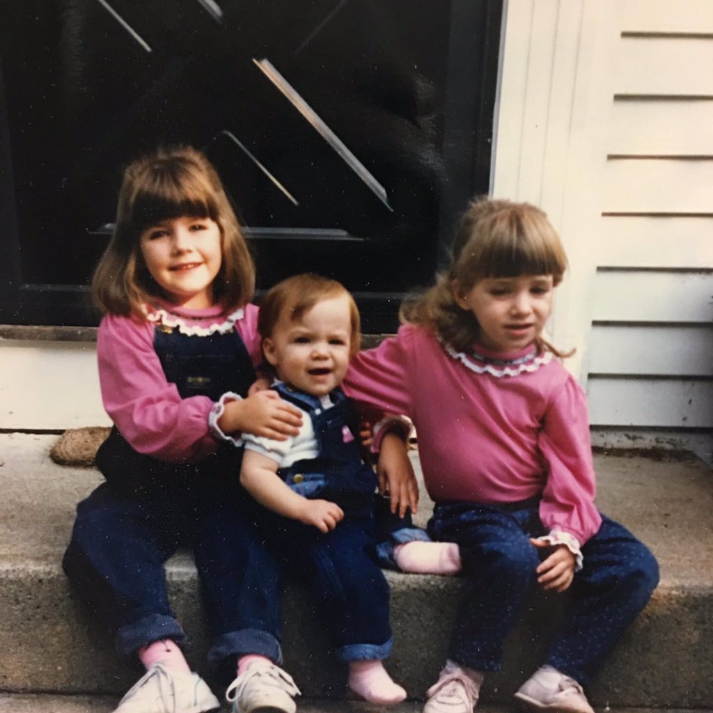 nurseegan's tweet photo. Dungaree dolls circa 1988 and Kelly and Ryan’s dolls, (the granddaughters) #Iamonarollwithcuteness #sosweet
#daughtersandgranddaughters #justlikeyesterday #makesnonnihappy https://t.co/MVGznRhKsZ