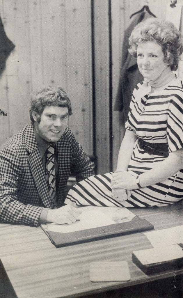 robertmdaws's tweet photo. #LenAshurst He made 458 appearances for the club; putting him second in the all time appearances list in Sunderland's history, and one of only two outfield players to top 400 appearances. He scored four @SunderlandAFC goals during his time at the club https://t.co/nYaNahGAWf