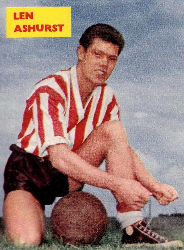 robertmdaws's tweet photo. #LenAshurst He made 458 appearances for the club; putting him second in the all time appearances list in Sunderland's history, and one of only two outfield players to top 400 appearances. He scored four @SunderlandAFC goals during his time at the club https://t.co/nYaNahGAWf