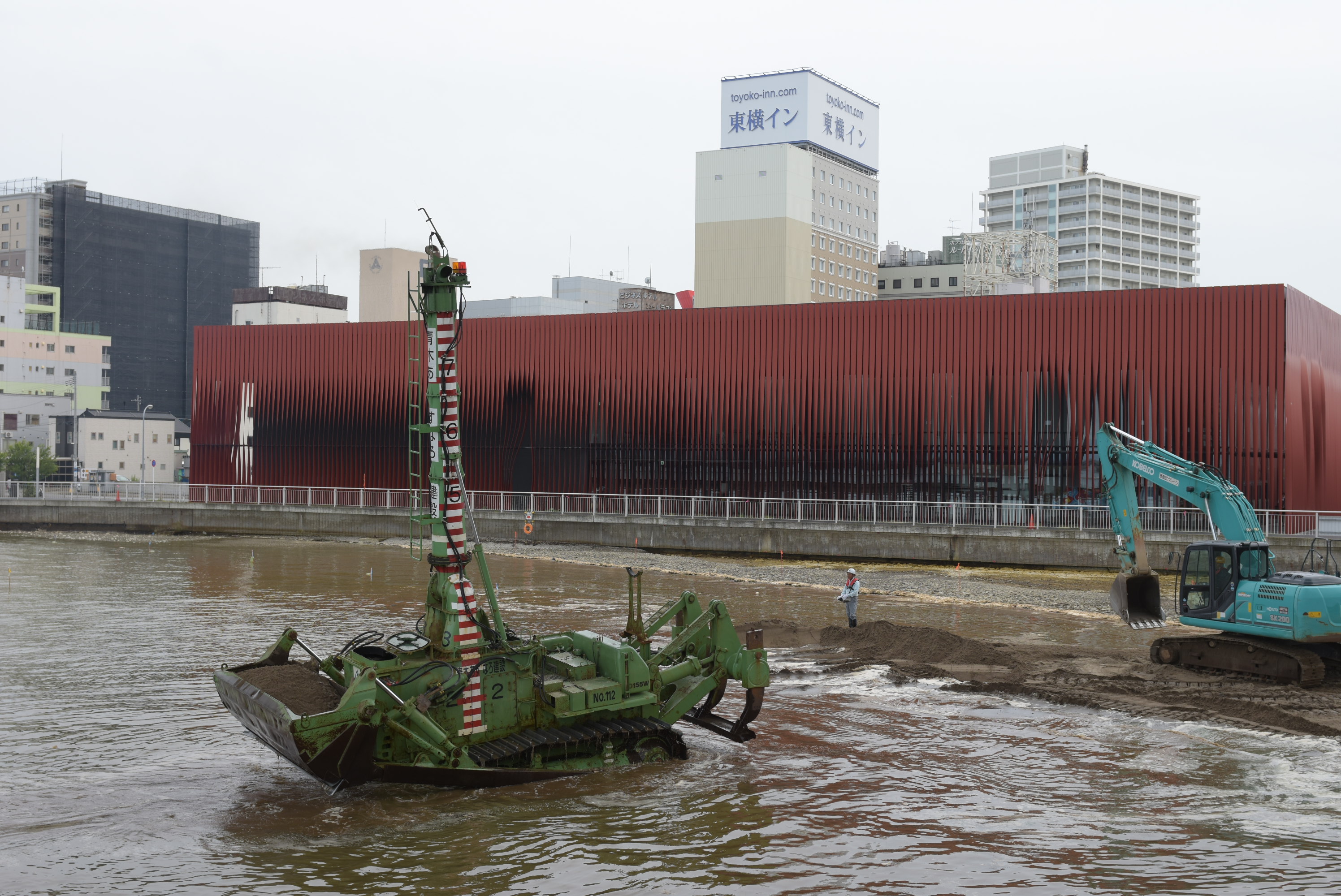 EckEe6rUYAEjtB9?format=jpg&name=4096x409