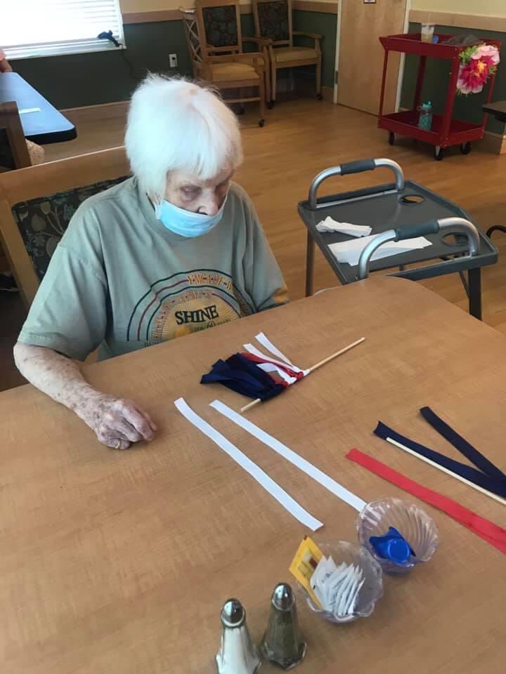 DanburyLiving's tweet photo. #DanburySeniorLiving #WoosterOhio staff helping residents in small group activities, craft American flags! โค๏ธ๐บ๐ธ
#danburydifference #inthistogetherohio #seniorcare #ohio #northeastohio #seniorliving #lifeinohio #ohiomeansjobs #seniorcommunity #ohiojobs #wooster #woosteroh #neohio https://t.co/TgOJDPUDtJ