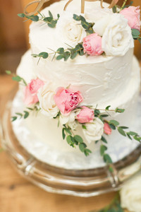 SueJacobsCakes's tweet photo. Your Wedding Day 
 
It was wedding day for Bride Paige and Groom Bryan! It is Your Wedding Day!
They chose The Paseo Wedding Venue for their special... https://t.co/hn0xNdFitn https://t.co/o4vDdiCb8A