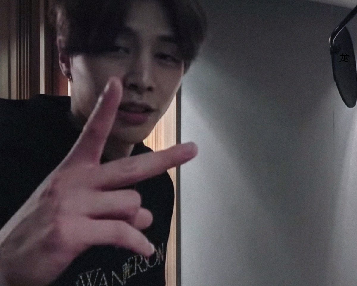 คุณจอนนี่เจซอคะ