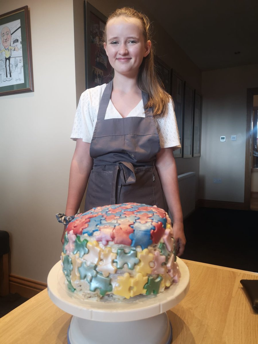 My daughters birthday cake for her grandad. Much better than I can attempt for the #mpftbakersguild