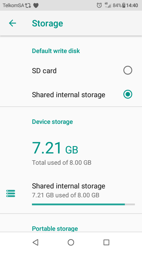menda_p's tweet photo. @lasizwe @SamsungMobileSA It's very bad π I can't even download new house mixes, series and movies π¬ I have to delete old stuff π€¦π»ββοΈ so depressing.
#GalaxyA31DayChallenge
#A31Storage https://t.co/iNvEI8Z2wW