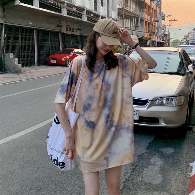 chubbycreme's tweet photo. รู้สึกเหมือนช่วงนี้เสื้อมัดย้อมกำลังจะกลับมา ครีมเลยมาแปะพิกัดเสื้อมัดย้อมสีพาสเทลน่ารักๆไว้ให้นะคะ ราคาถูกมากด้วย ราคาประมาณ 80-120กว่าบาทเอง ดือมาก สั่งมาใส่อยู่บ้านก็แฮปปี้แล้วจริง 5555555555 https://t.co/83iKojcJlQ