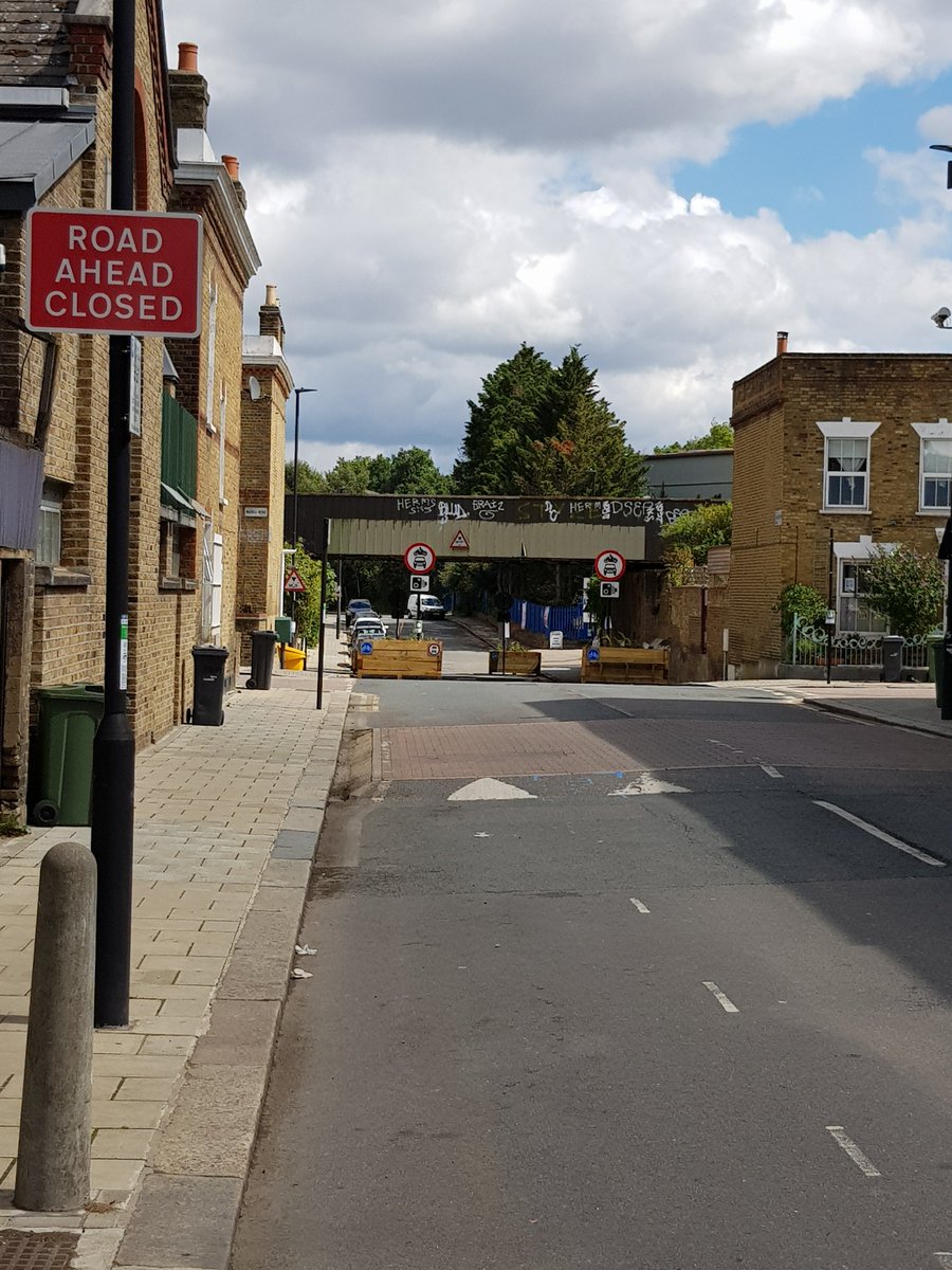 It's my birthday today, so I had a little spin to visit some of the local new street changes. #RailtonRoad was lovely. Few drivers ignored the signs but most were compliant.